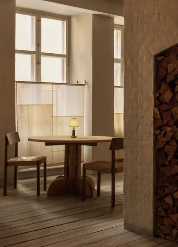 Puffin Dining Table Oak Veneer Natural - Impiallacciatura di rovere naturale, Ø120 cm - Audo Copenhagen