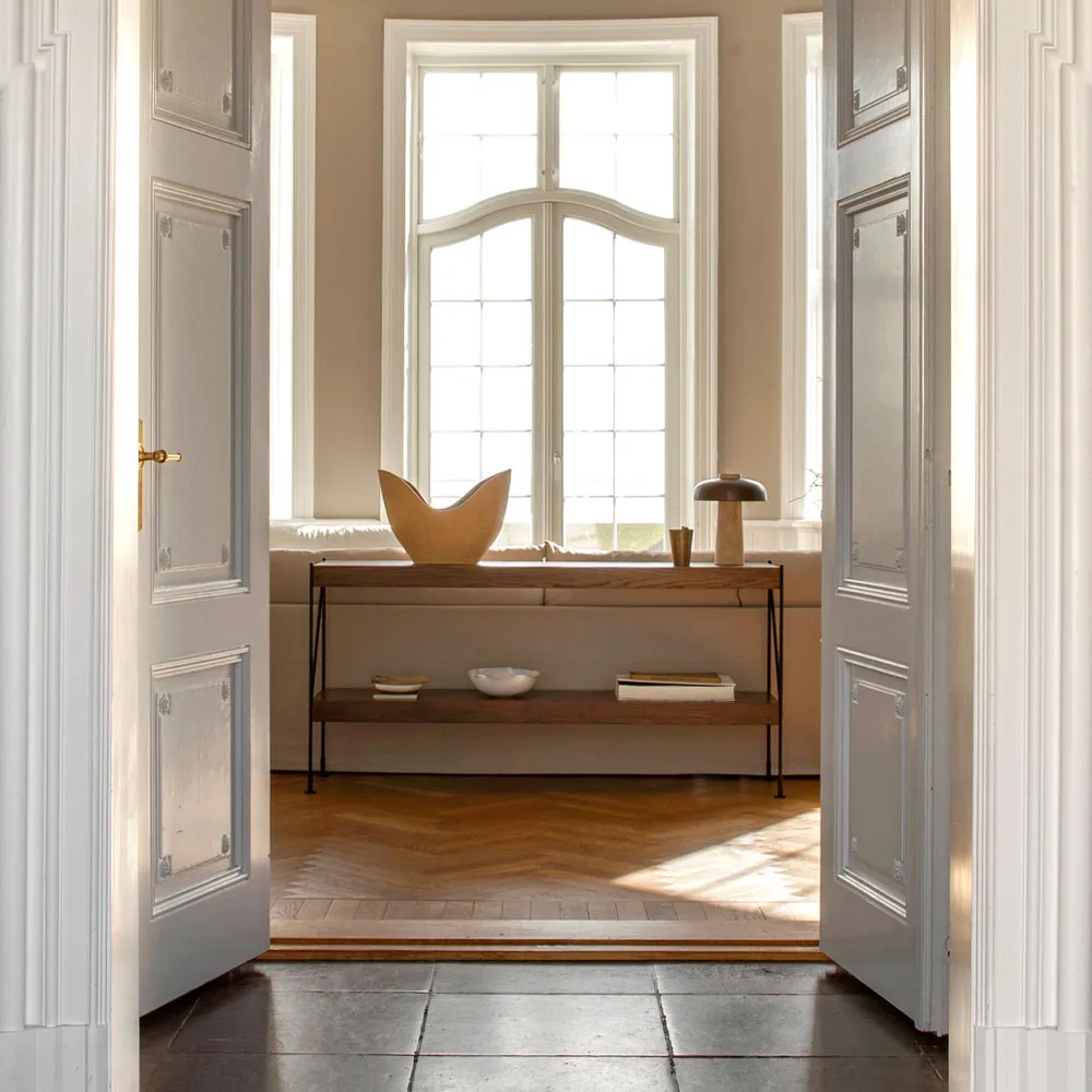 Scaffalatura Zet, rovere naturale, 1x2, base in acciaio nero Audo Copenhagen