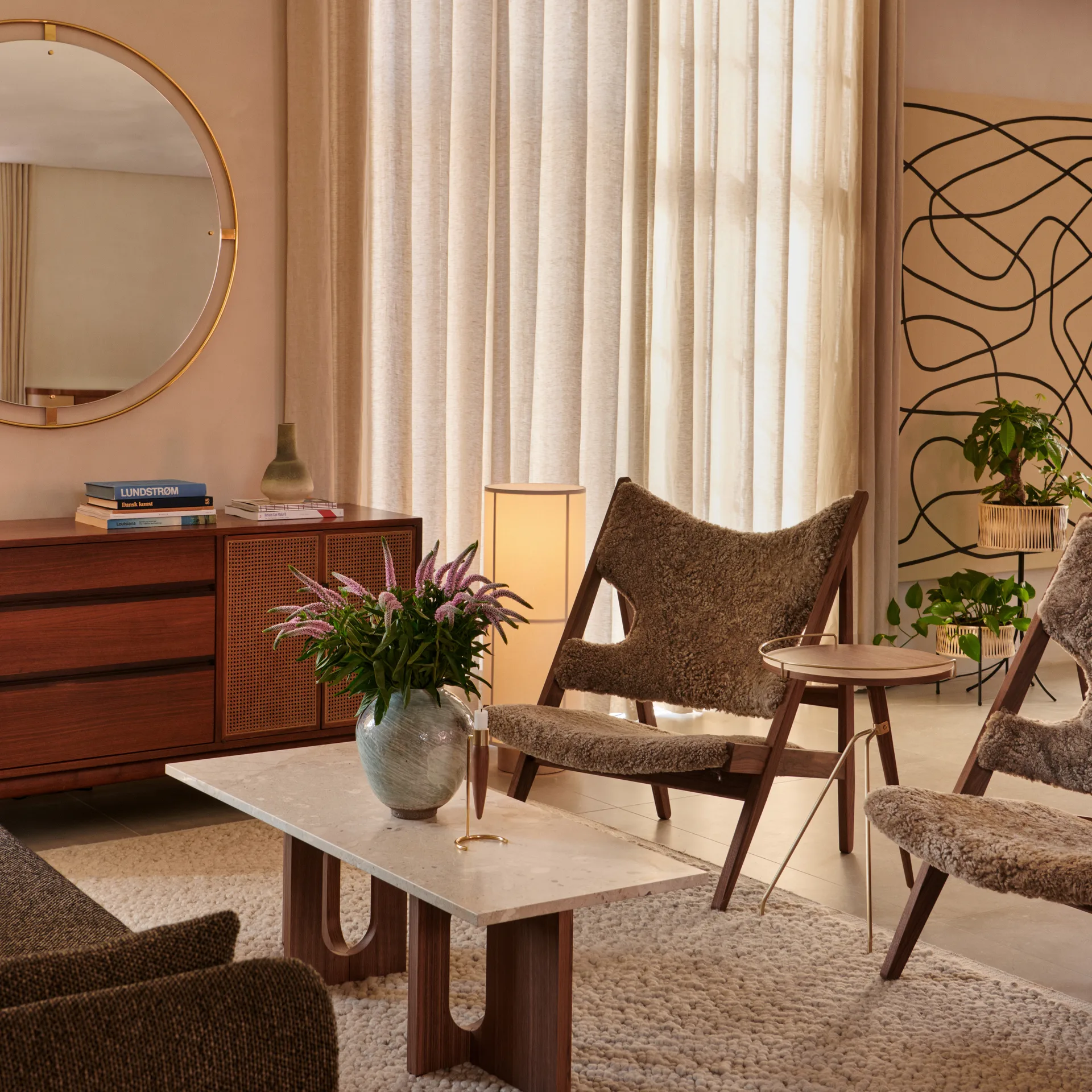 Tavolino in ottone lucidato a noce Umanoff, 60 cm Audo Copenhagen