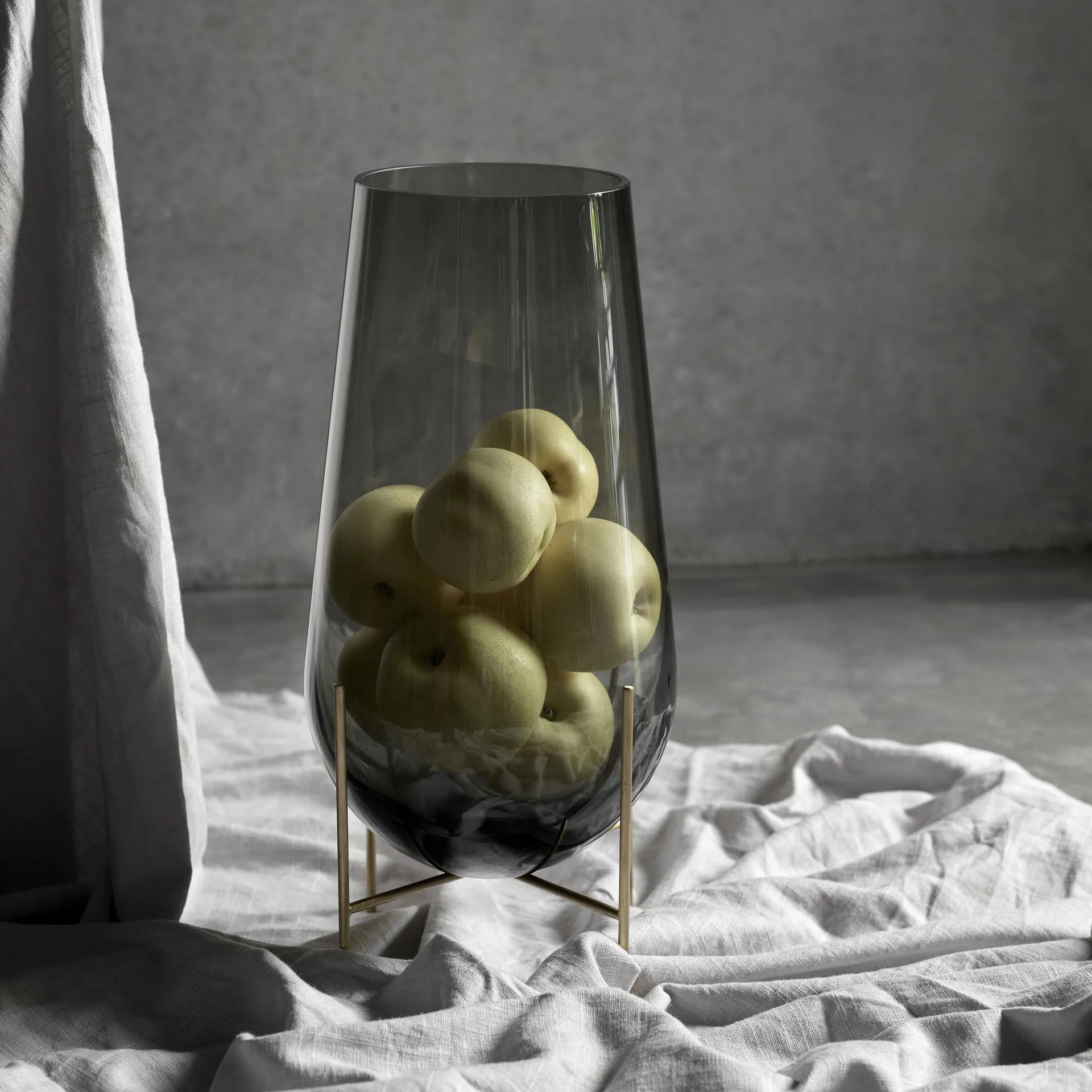 Vaso medio Échasse, vetro fumé Audo Copenhagen