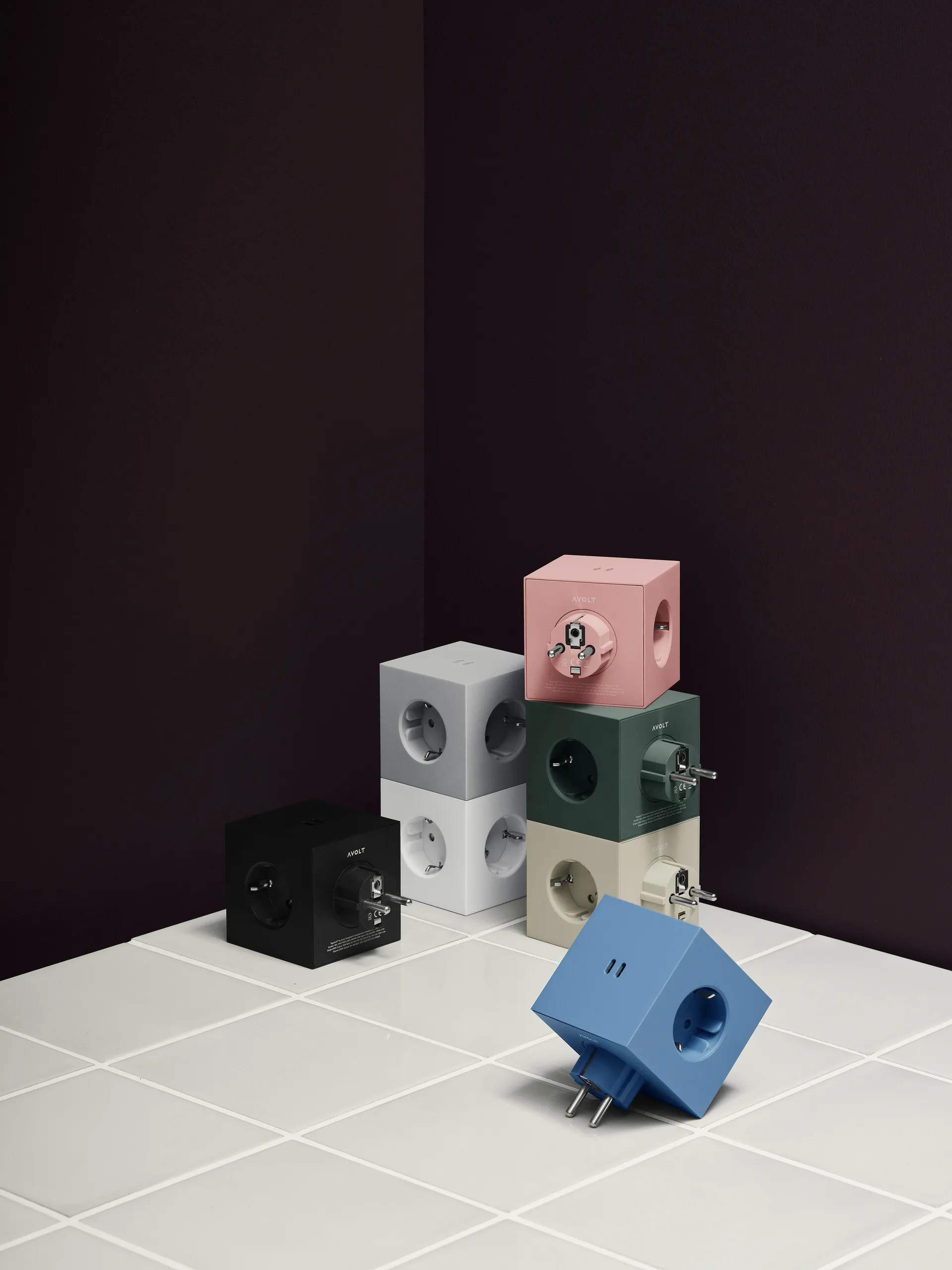 Presa multipla Square 2, Martinelli Luce Opal White Avolt