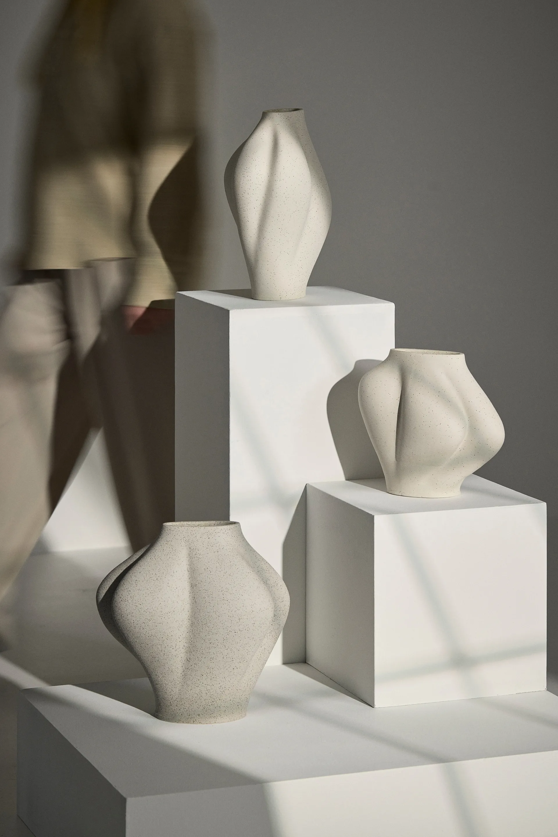 Saltare vaso, Taupe, Ø13,8x30 cm AYTM