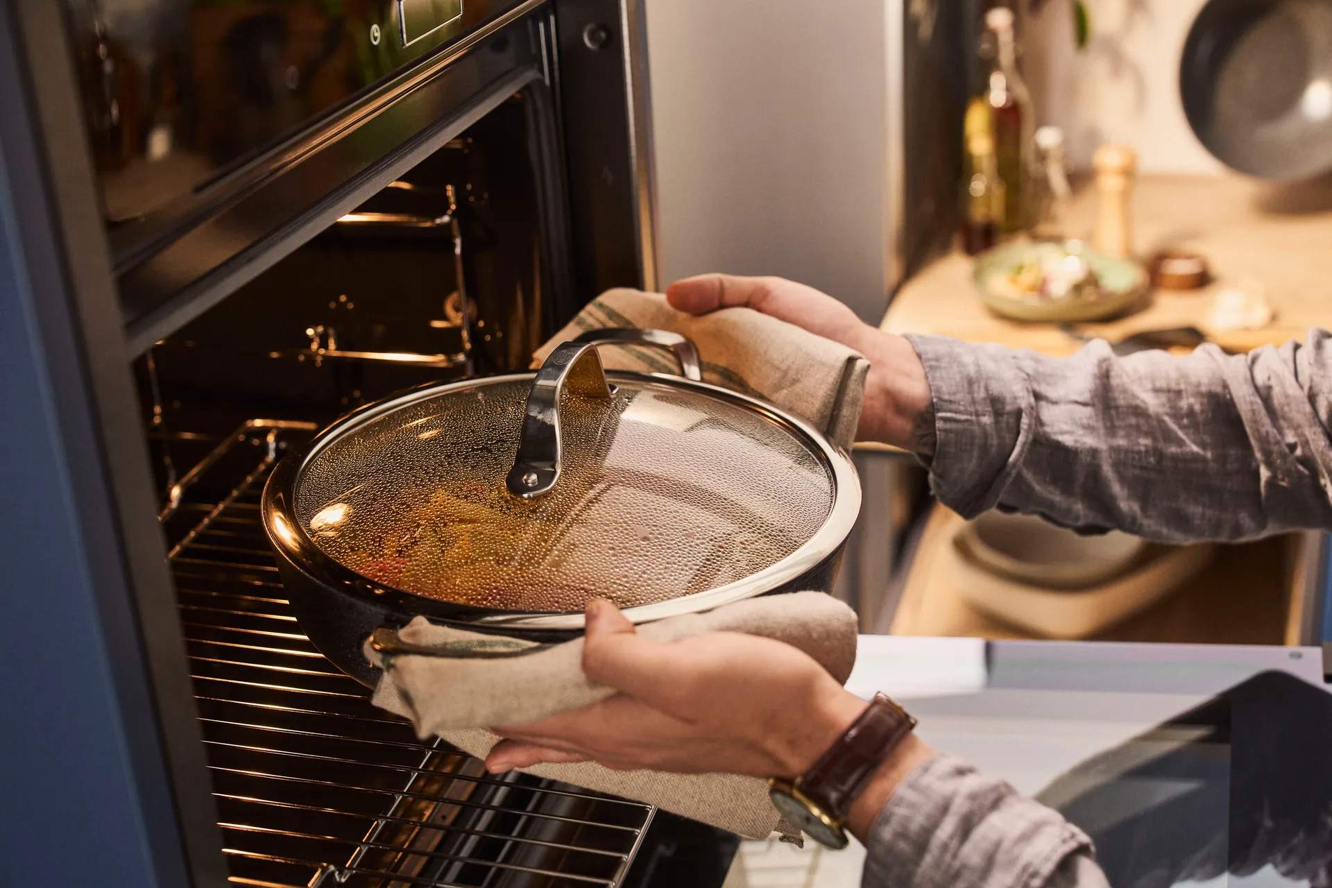 Padella da portata con coperchio in vetro Salina Ceramic Granit, 28 cm Ballarini