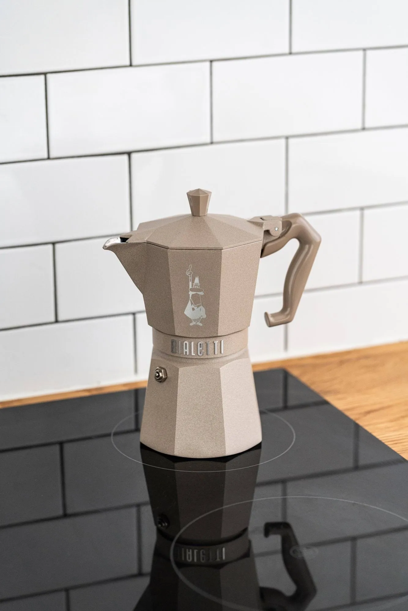 Bialetti esclusiva moka per induzione, Beige, 6 tazze Bialetti