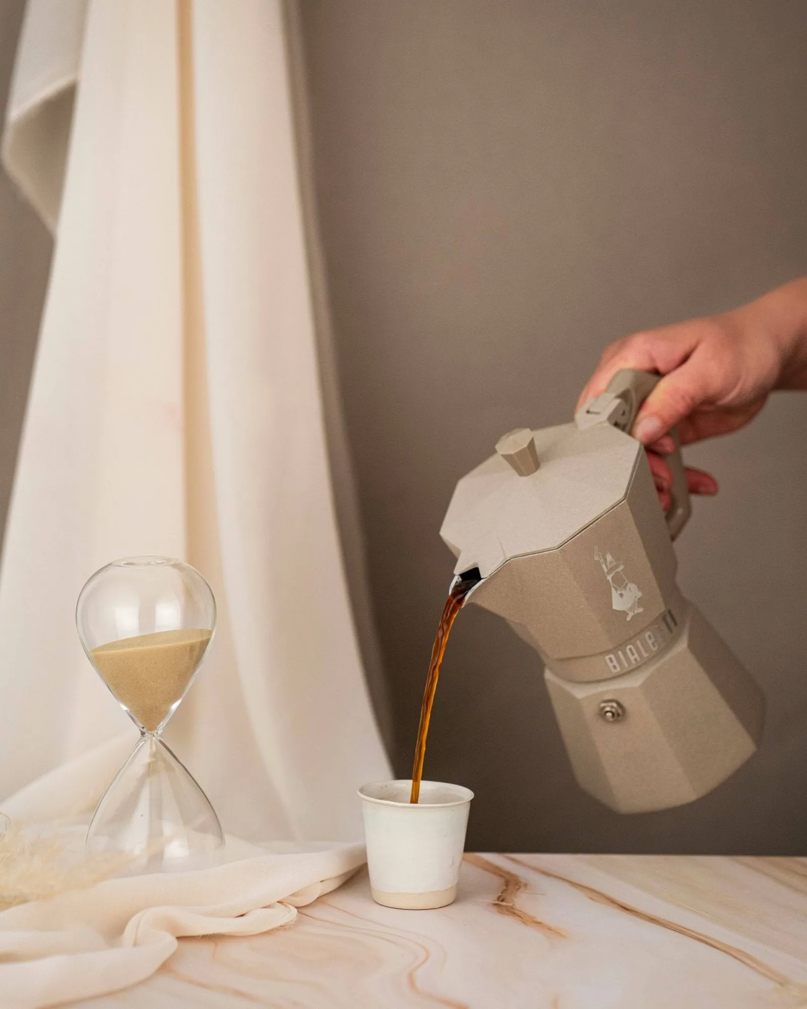 Bialetti esclusiva moka per induzione, Beige, 6 tazze Bialetti
