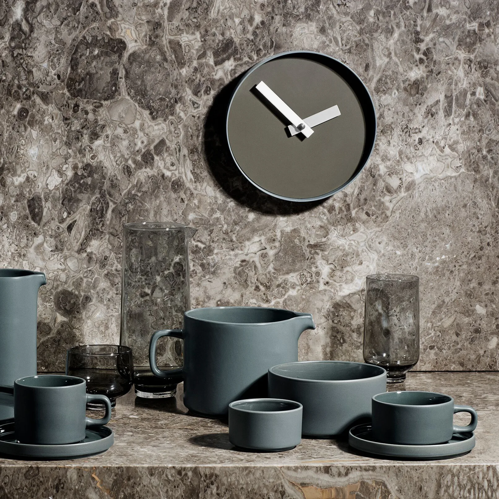 Bicchieri in vetro Flow alti confezione da 2 , Smoke blomus