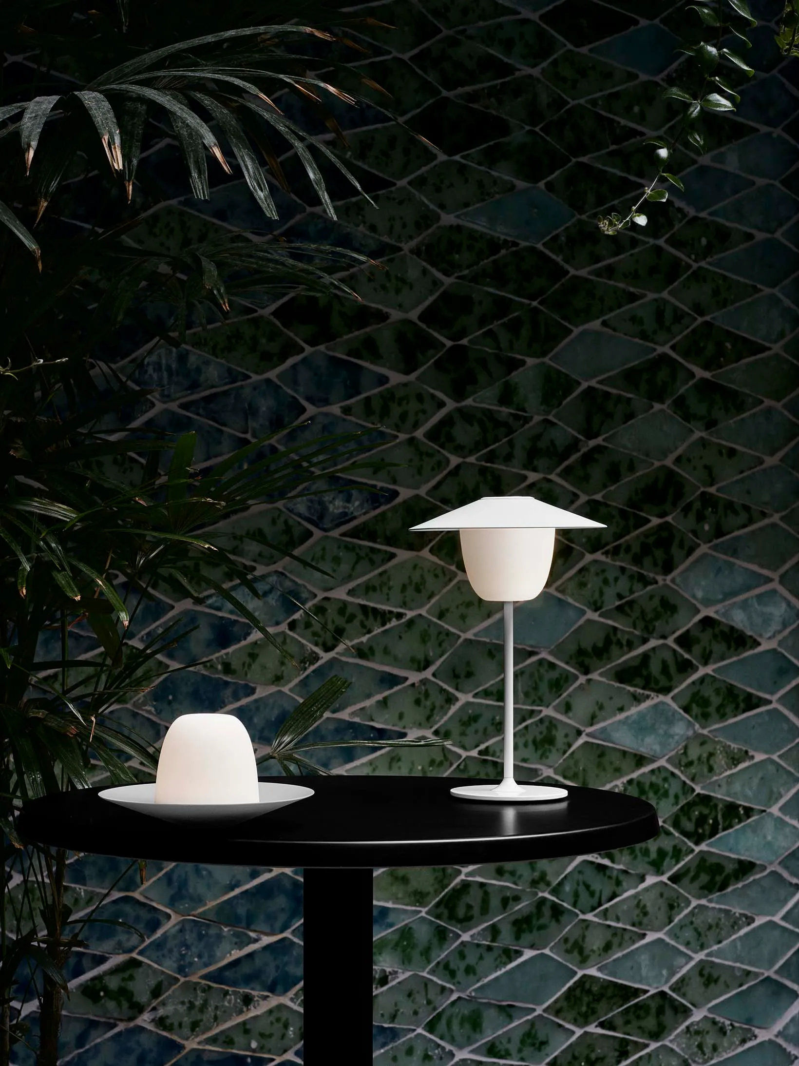 Lampada LED Ani mobile 33 cm, bianco blomus