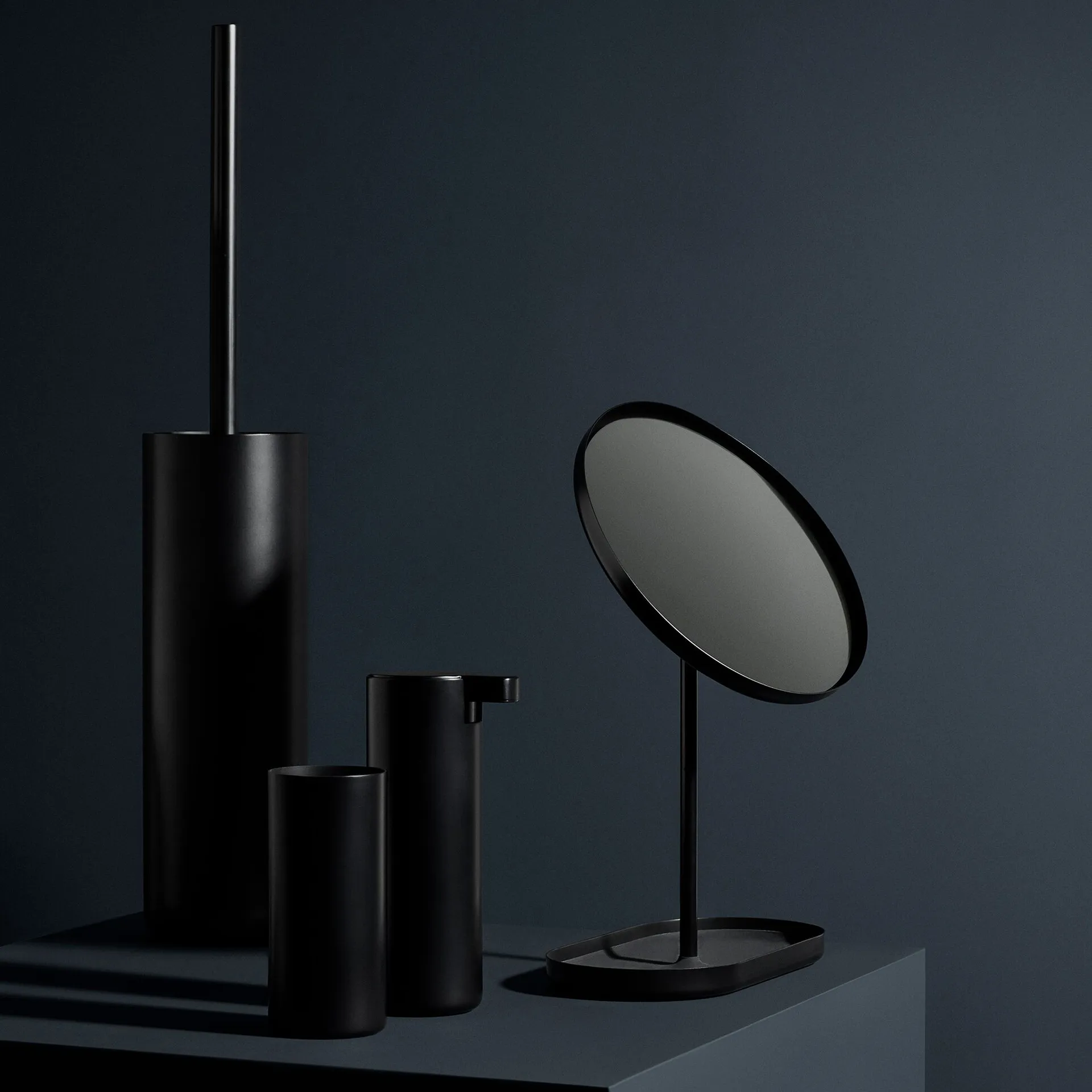 Portaspazzolino Modo, Nero blomus