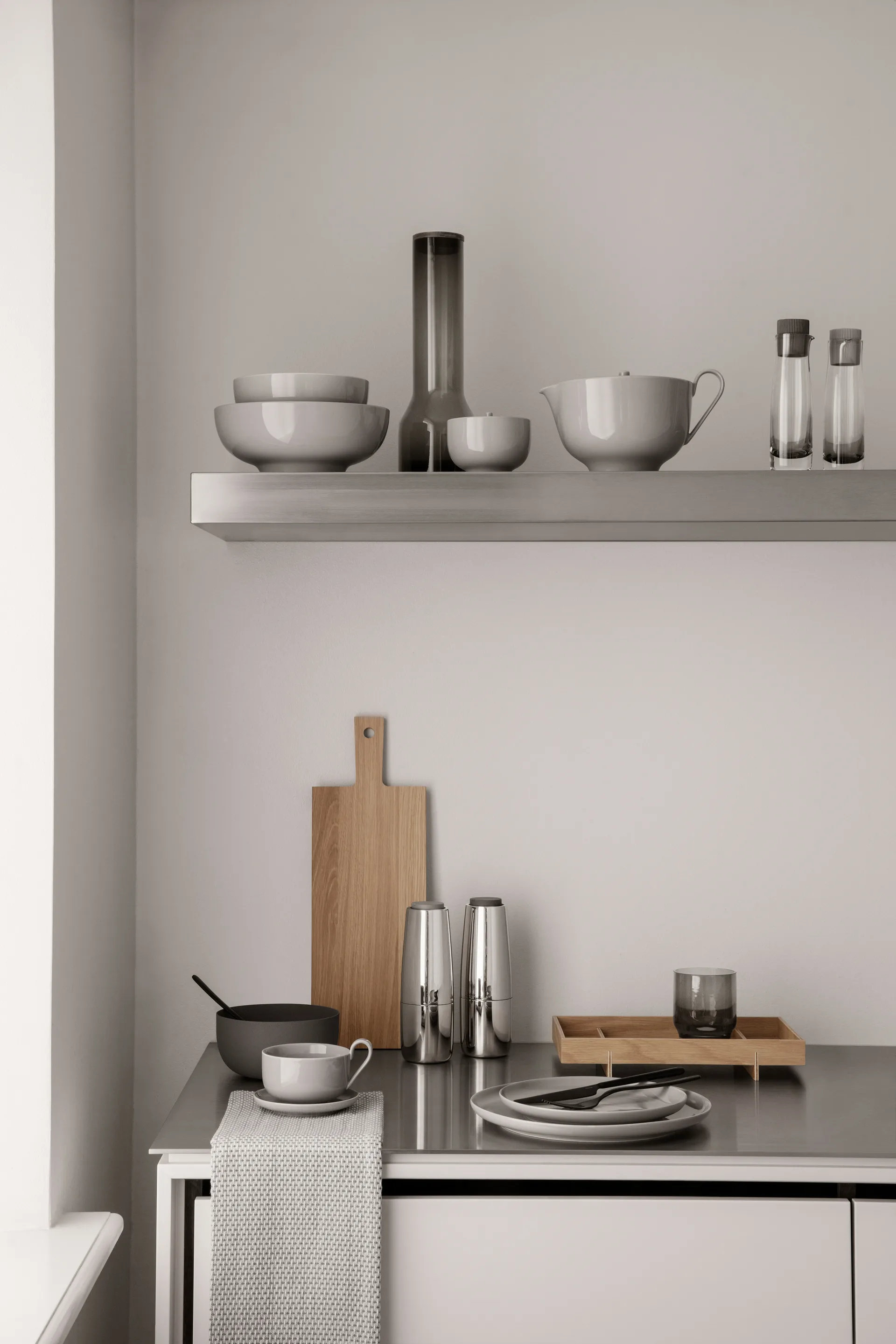 Posate STELLA nero, 16 pezzi blomus