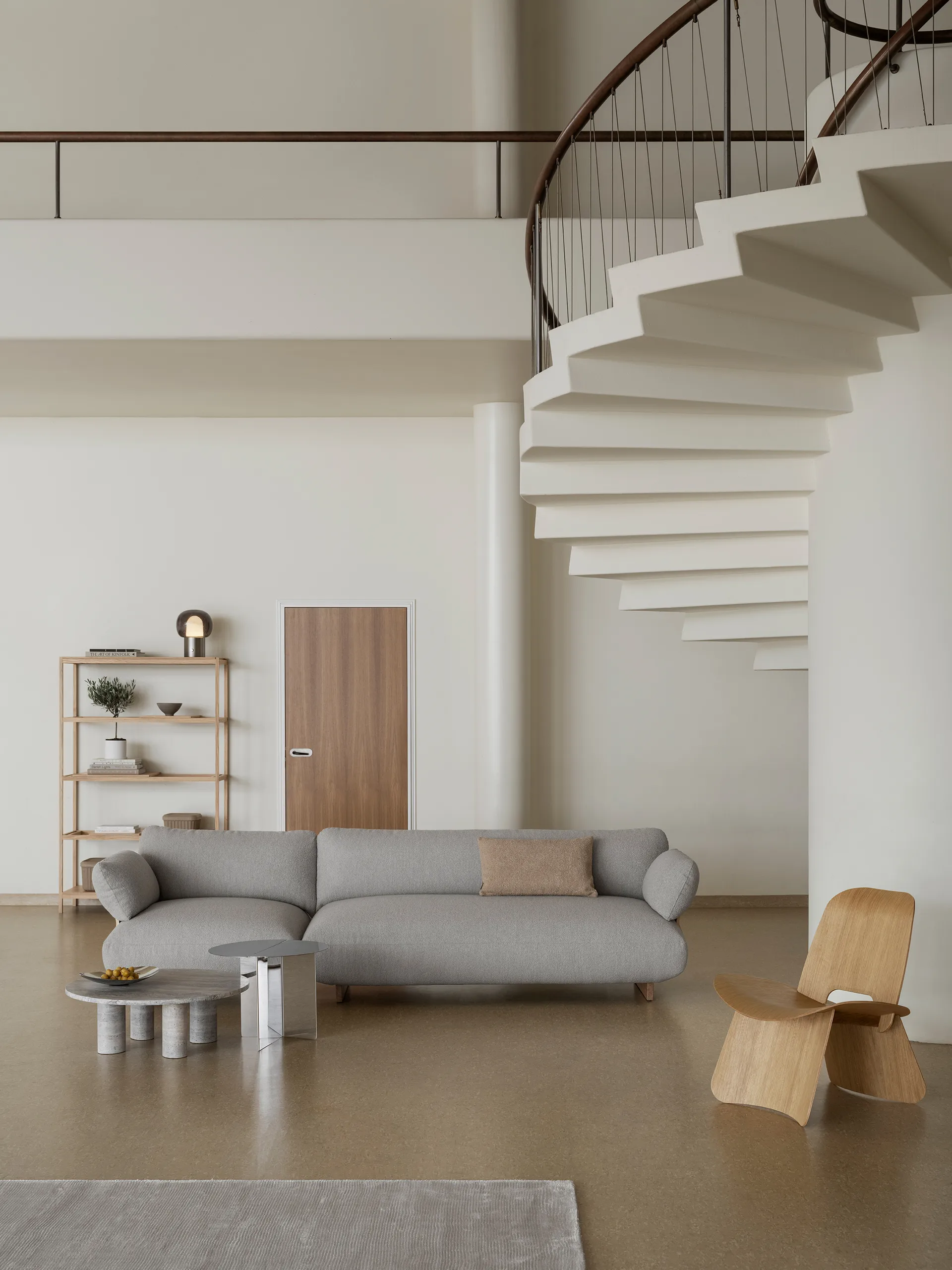 Tavolino laterale ORU M Ø50 cm, Acciaio inossidabile lucidato blomus