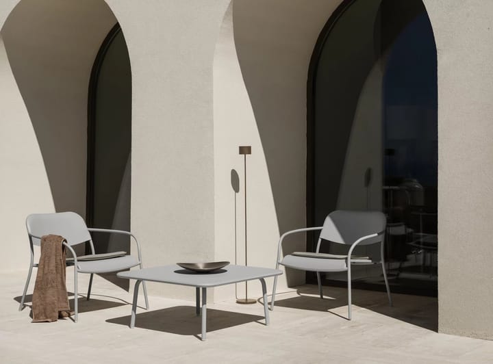 Tavolo lounge YUA 80x80 cm, Silk grey Blomus