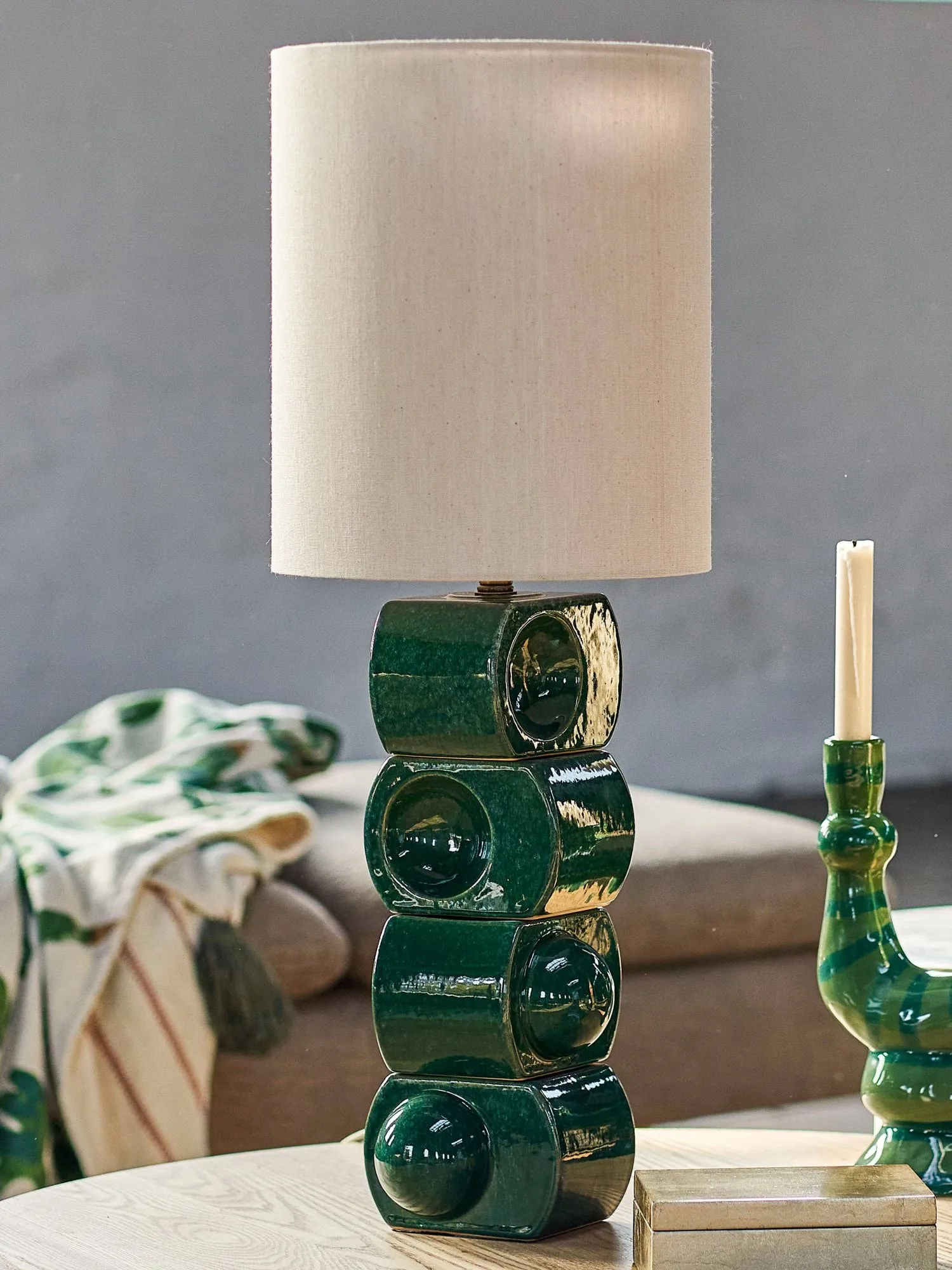 Brady lampada da tavolo, Green, Ø25 cm Bloomingville