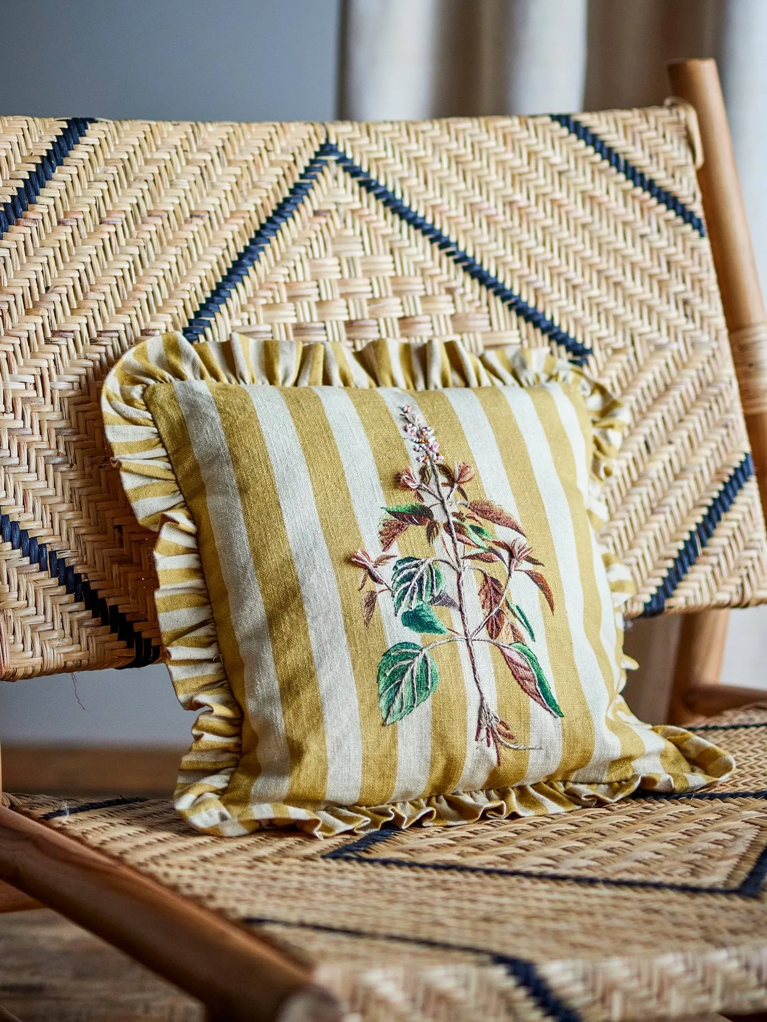 Cuscino Camila, Yellow, 35x35 cm Bloomingville