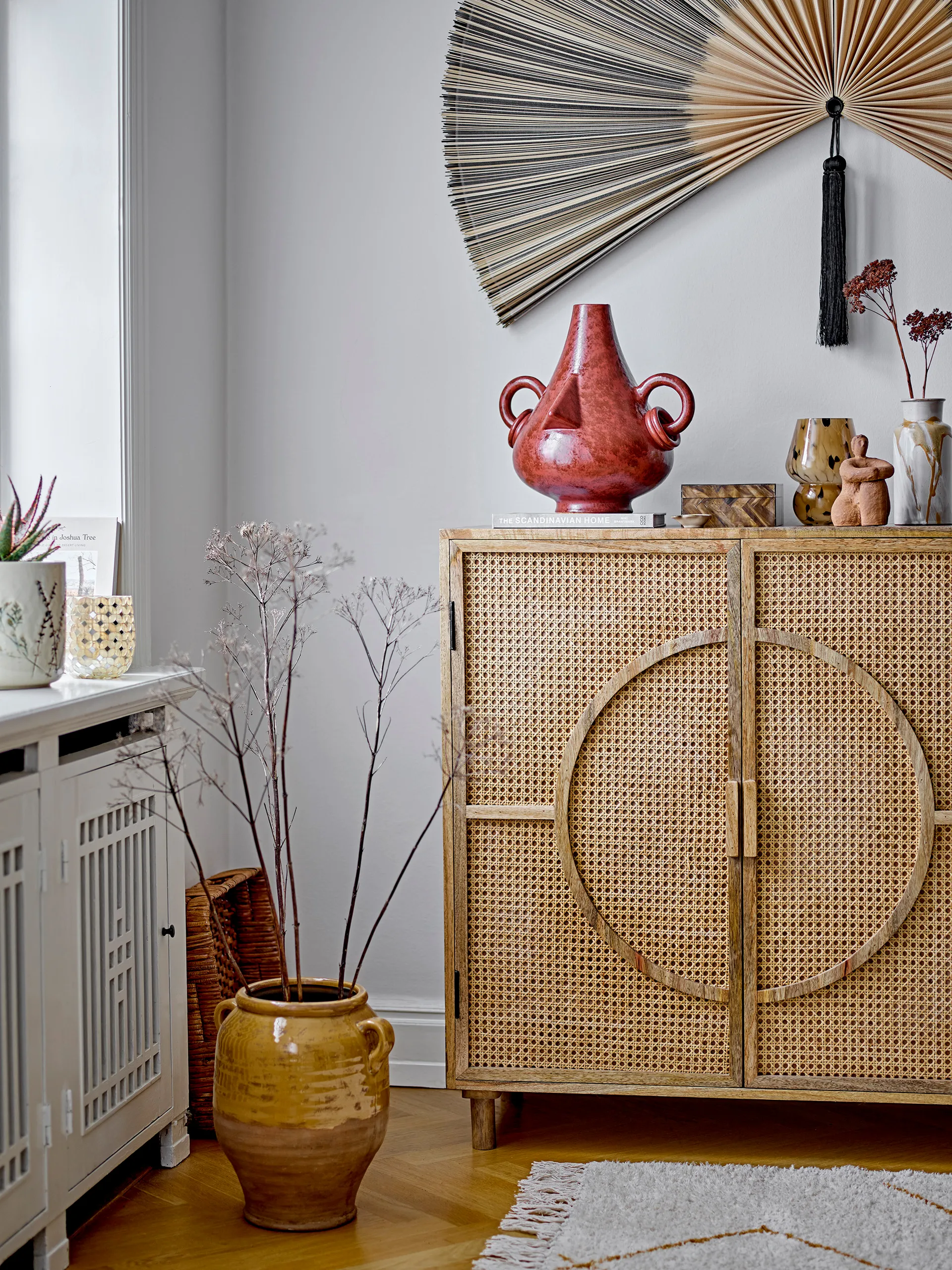 Lampada da tavolo portatile Barbette, Bicchiere marrone Bloomingville