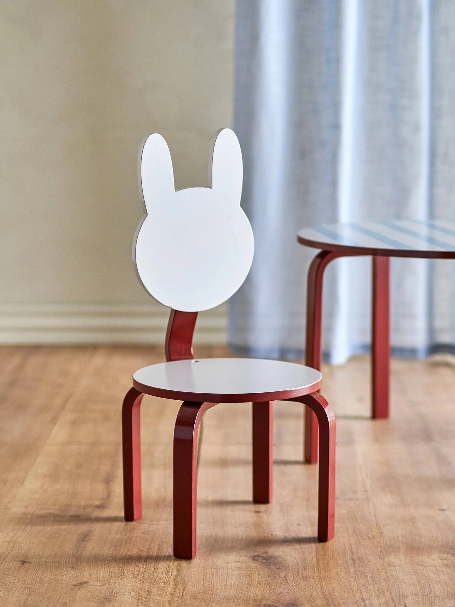 Liova sedia, Multi, lepre Bloomingville