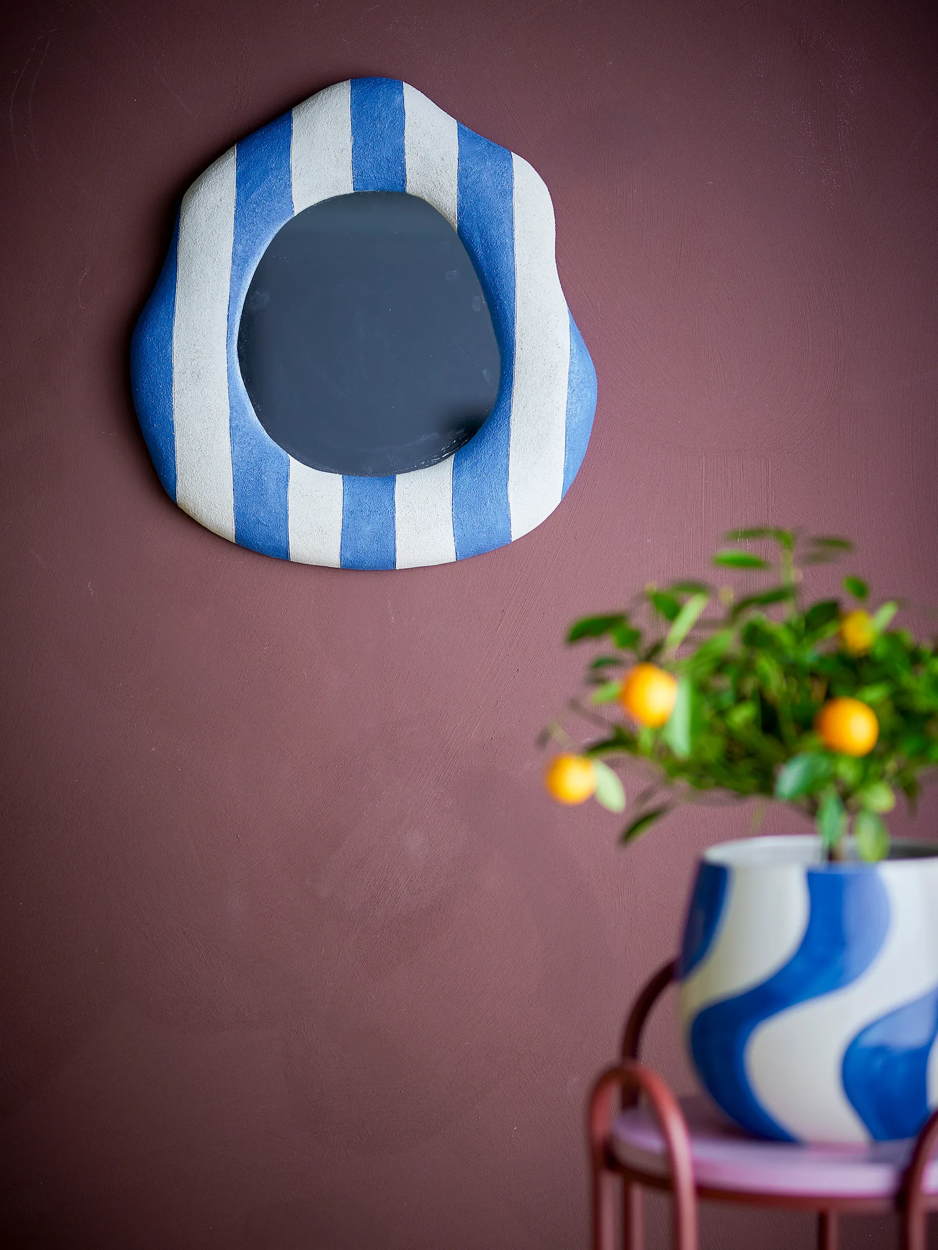 Specchio da parete Travis 39,5x38,5 cm, Blu Bloomingville