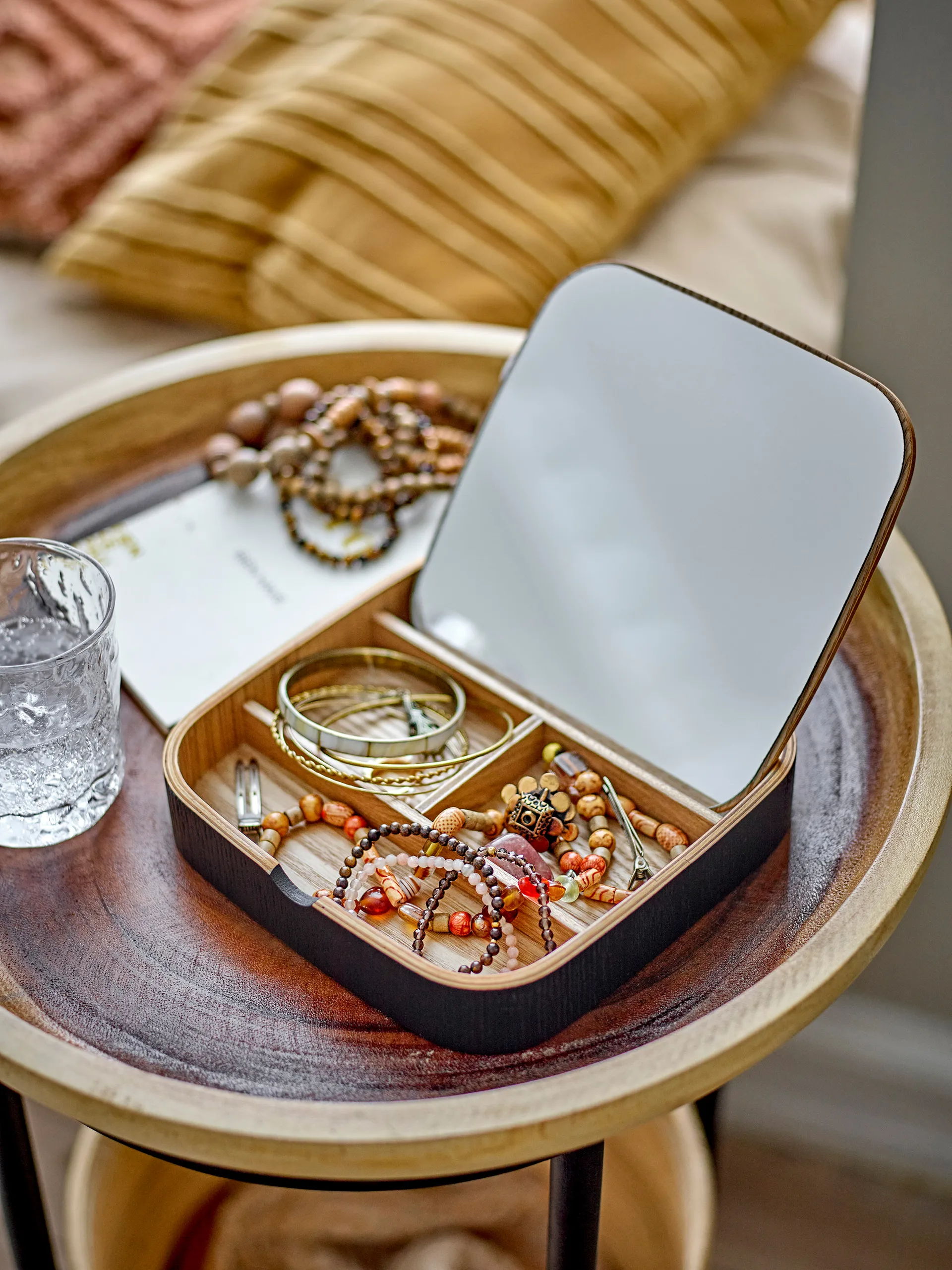 Specchio da tavolo Mimmi 19x19 cm, Black-oak Bloomingville