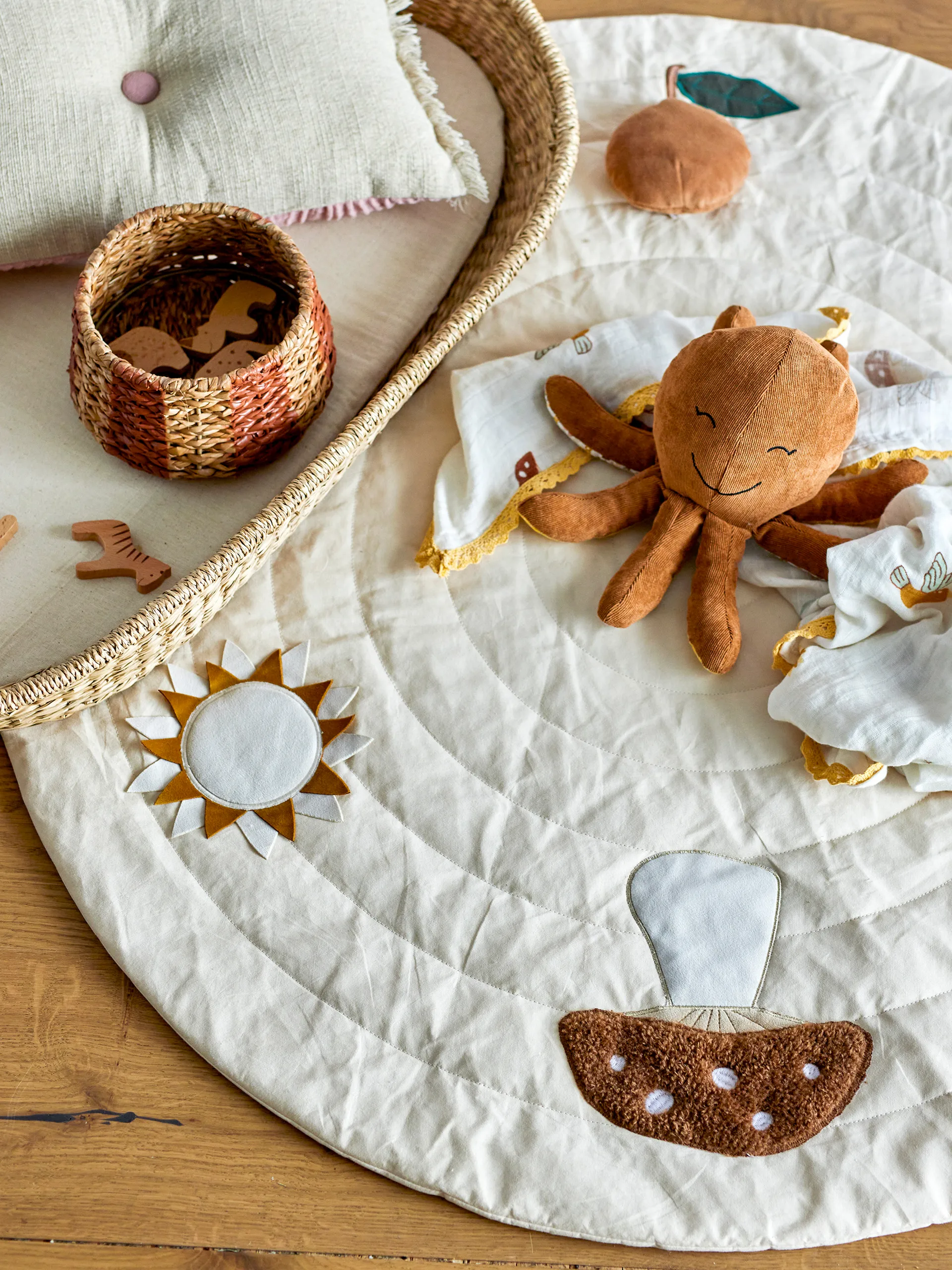 Tappeto da gioco Agnes Ø100 cm, Bianco Bloomingville