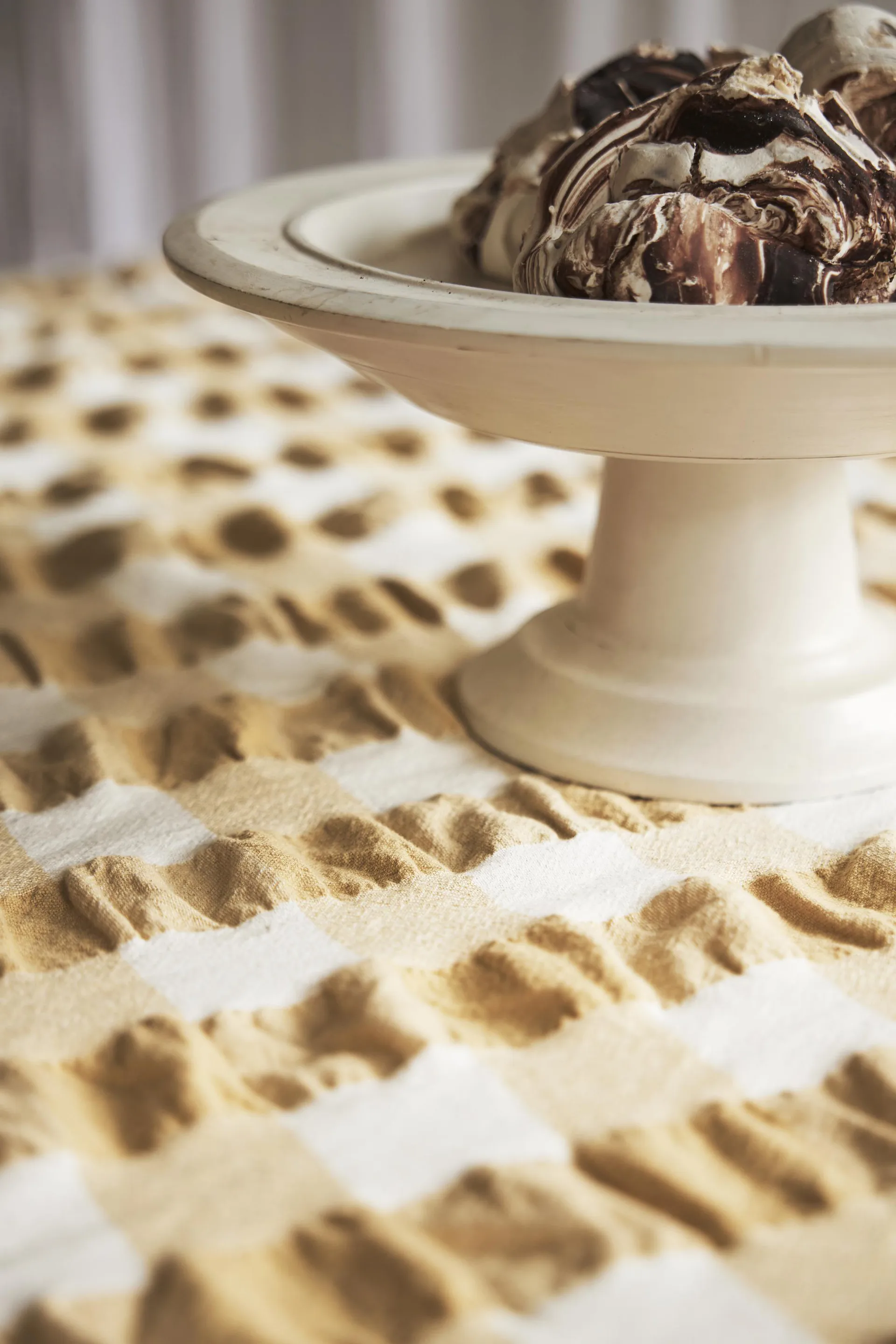 Tovaglia Kullavik Ø170 cm, Giallo-bianco Boel & Jan