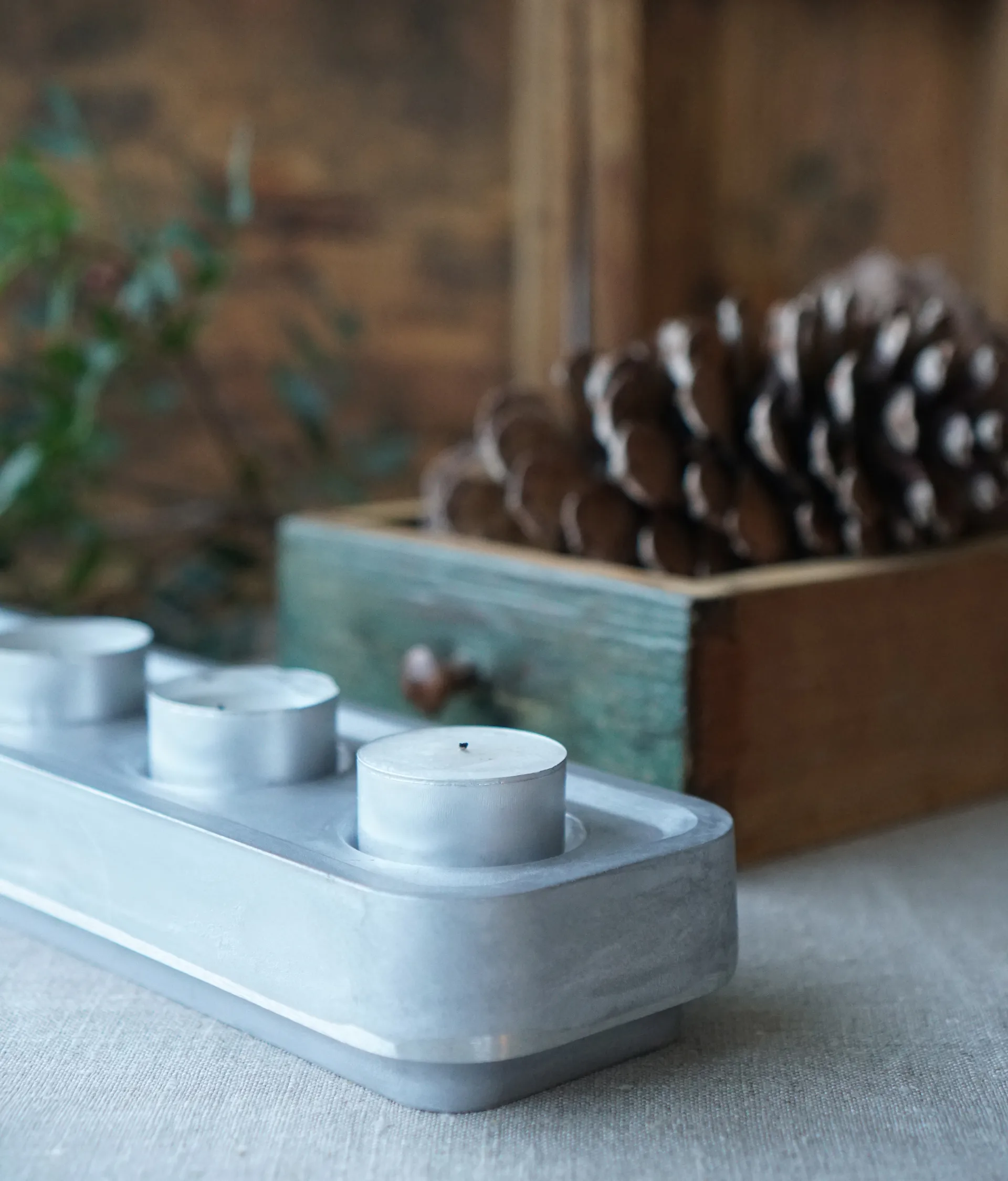 Portacandele lungo Stumpastaken lucidato, 8,5x29,5 cm Born In Sweden