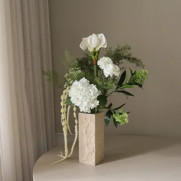 Bouquet artificiale Frosted garden - Amaryllis, ortensia, garofani, amaranto, 90 cm - Botané