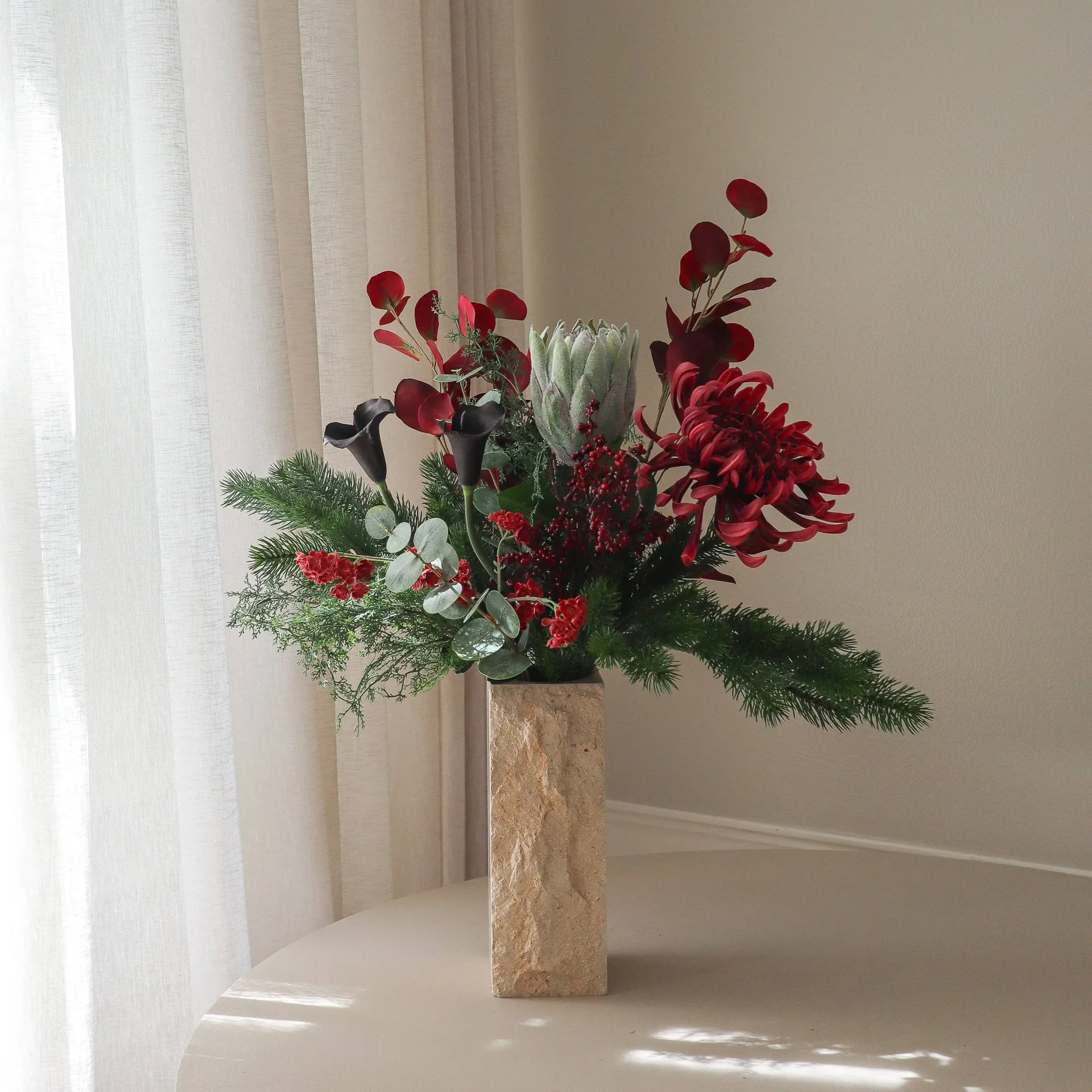 Bouquet artificiale Wild winter, Protea, crisantemo ragno, calla, eucalipto, 84 cm Botané