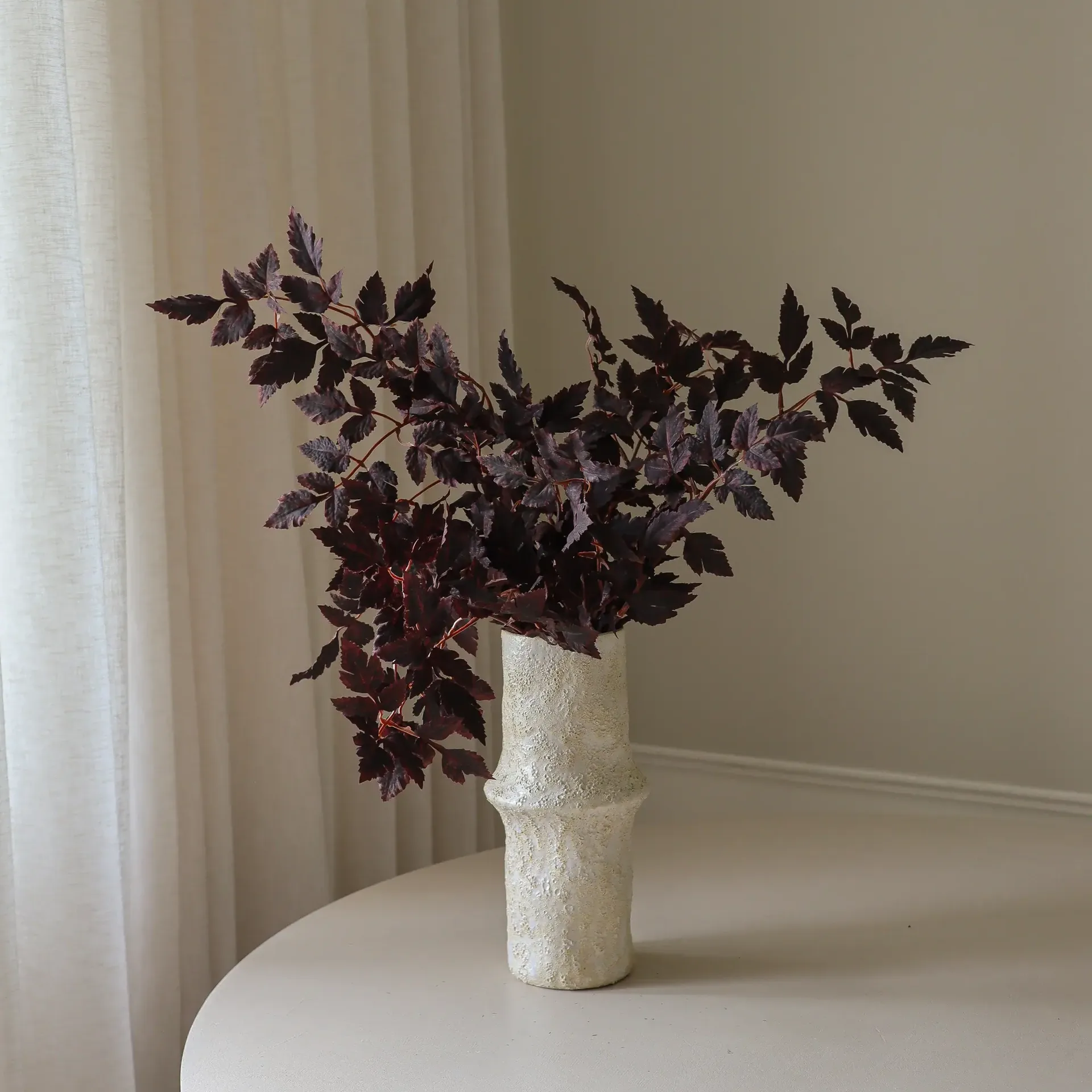 Burgundy Plum Leaves bouquet artificiale, Rosso, 85 cm, 1 pz Botané