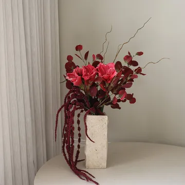 Deep bloom bouquet artificiale - Amarillide, eucalipto, amaranto, rami, 120 cm - Botané