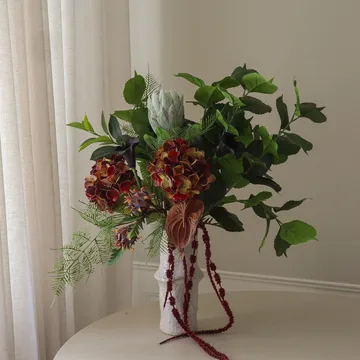 Noir Botanica bouquet artificiale - Ortensia-calla-anthurium 112 cm, 15 pz - Botané