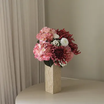 Rose reverie bouquet artificiale - Ortensia, crisantemo a ragno, ranuncolo, 77 cm - Botané