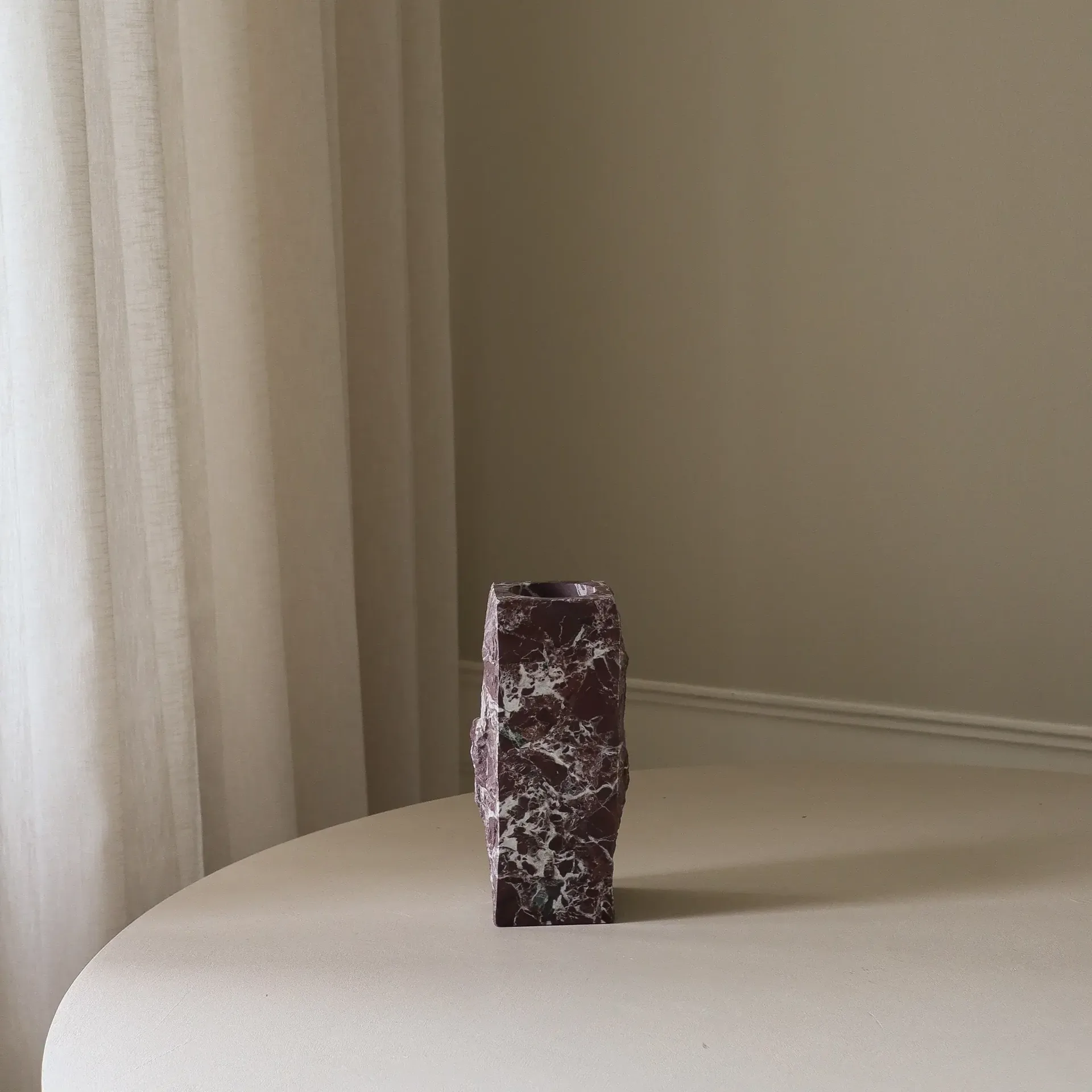 Rosso Levanto Edge vaso in marmo, Small, 25 cm Botané