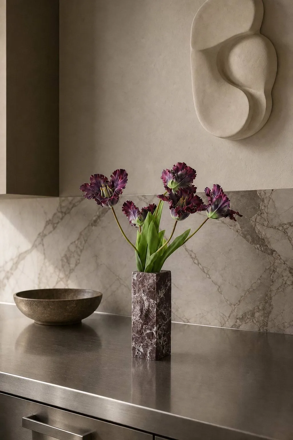 Rosso Levanto Edge vaso in marmo, Small, 25 cm Botané
