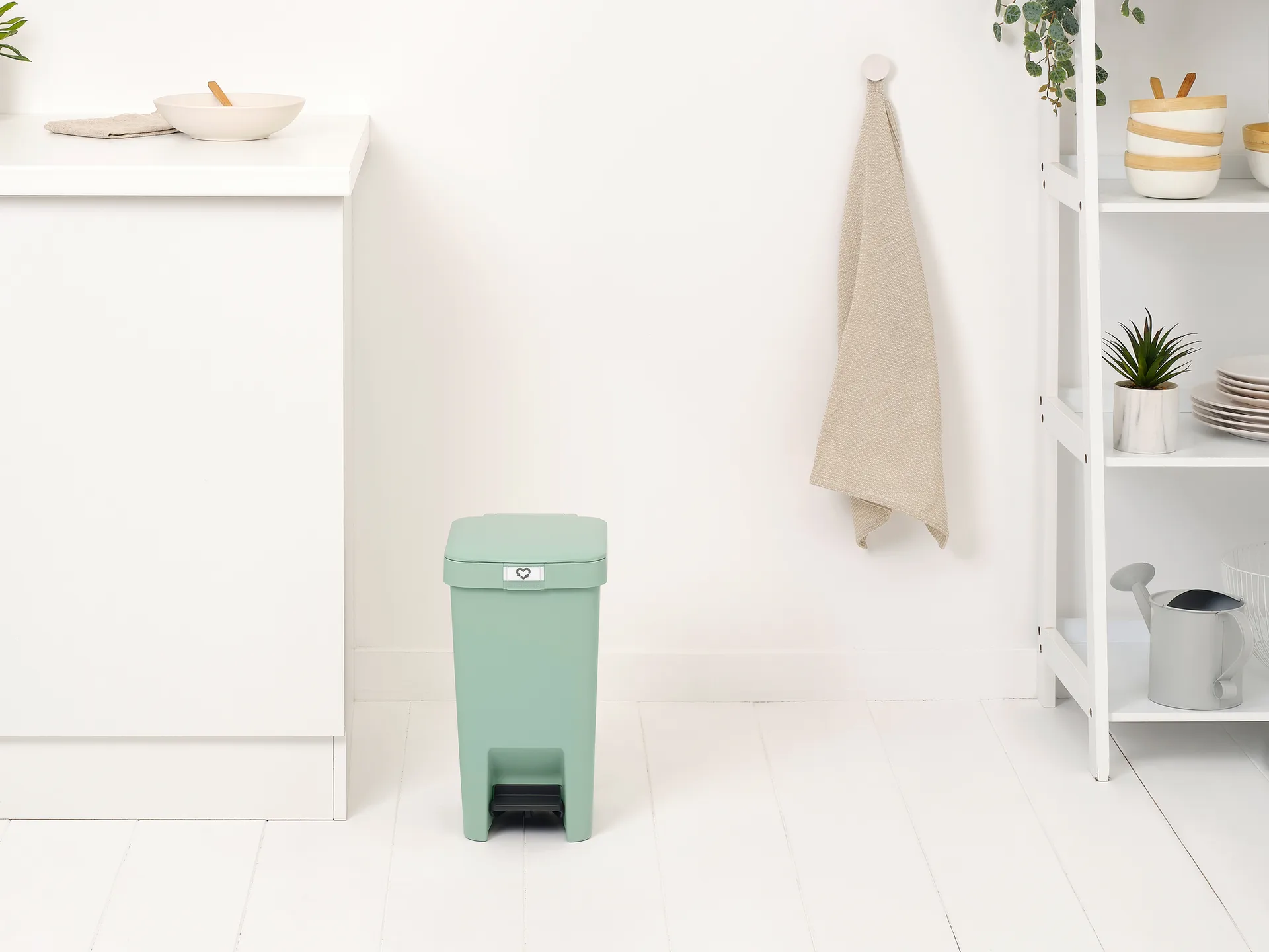 Cestino a pedale StepUp 10 L, Verde giada Brabantia