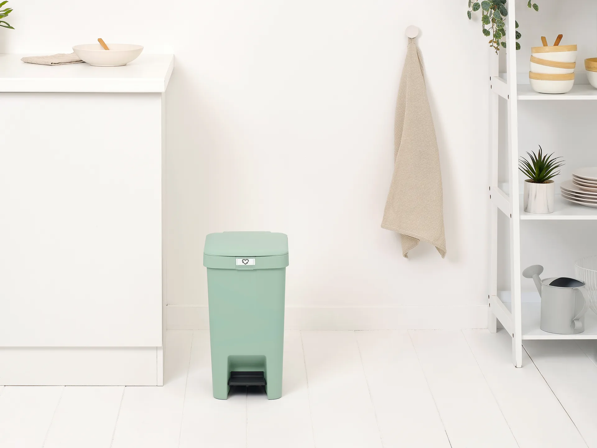Cestino a pedale StepUp 16 L, Verde giada Brabantia