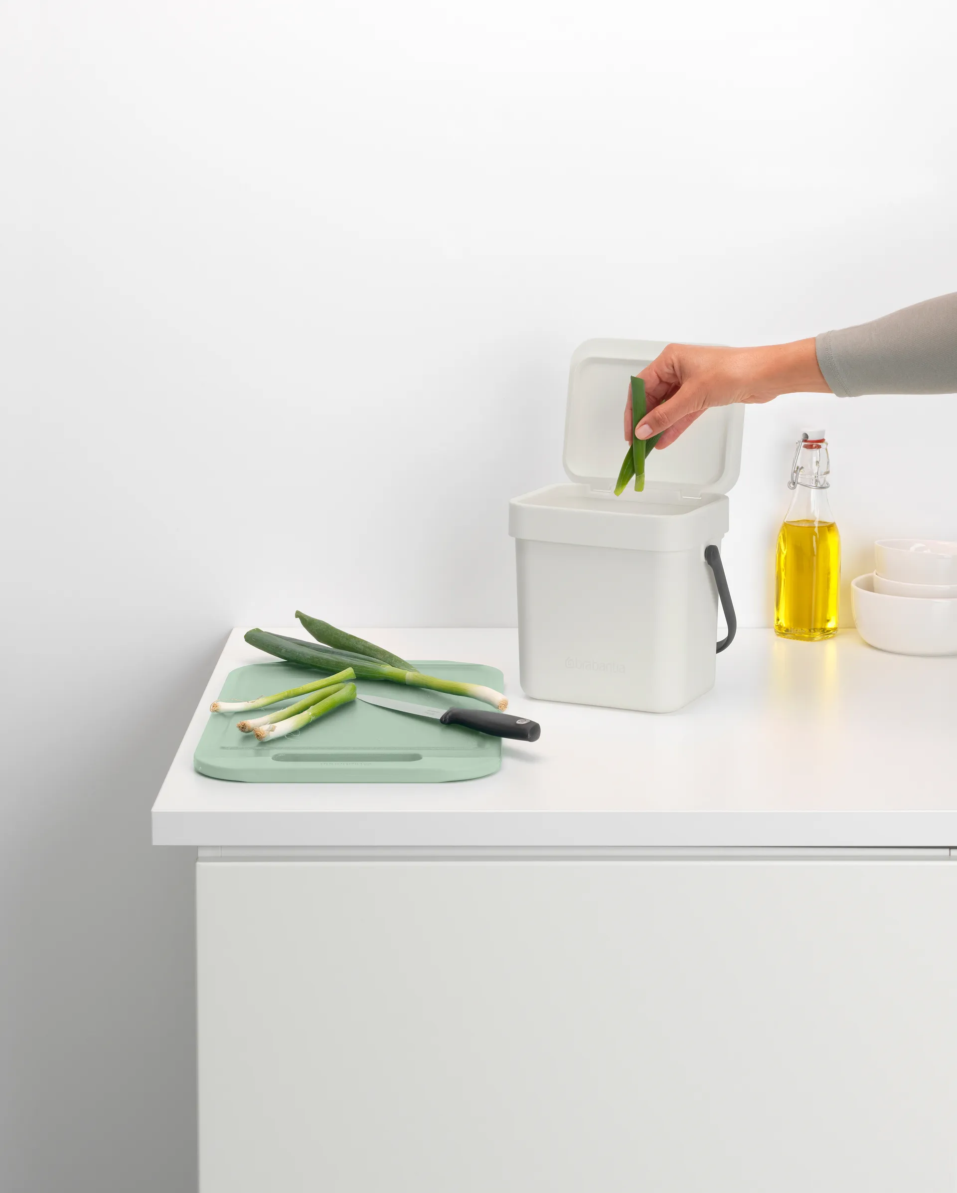 Cestino per rifiuti Sort & Go 3 L, Grigio chiaro Brabantia