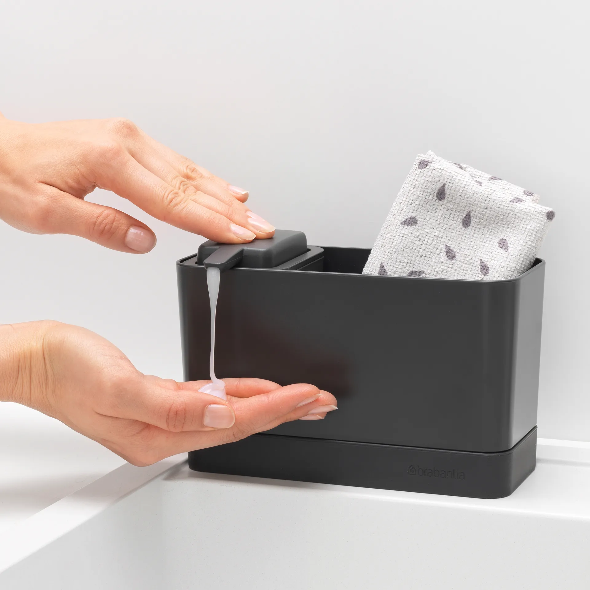 Organizer per lavello da cucina Brabantia con dispenser di sapone, grigio scuro Brabantia