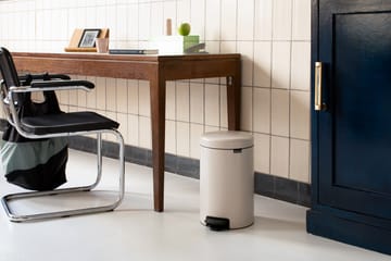 Pattumiera a pedale New Icon da 12 litri - Soft beige - Brabantia