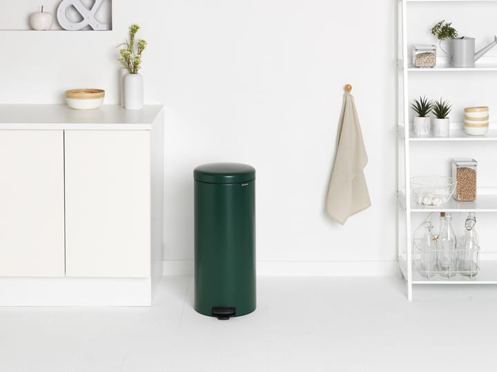 Pattumiera a pedale New Icon da 30 litri, Pine green Brabantia