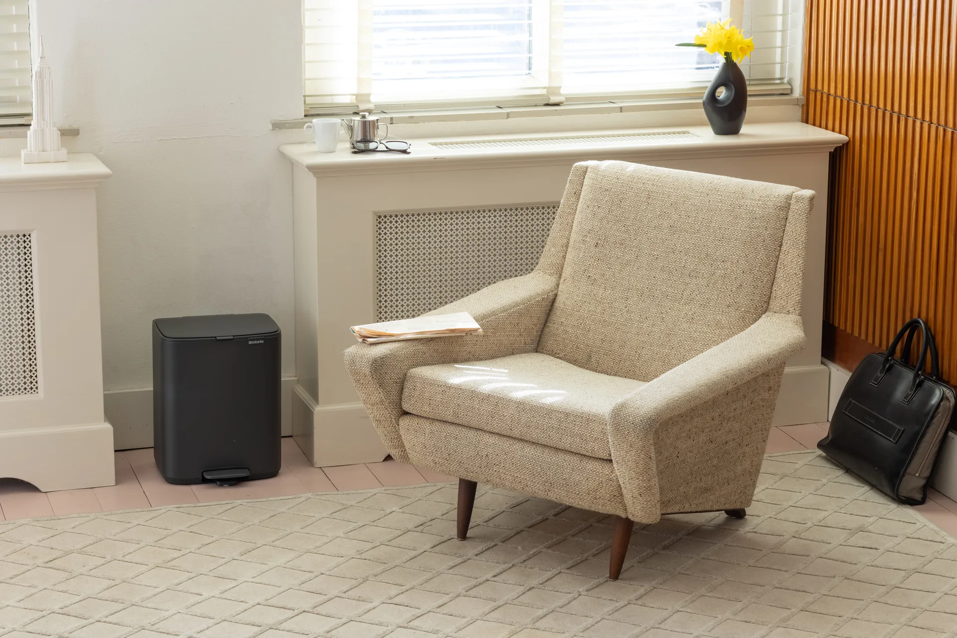 Pattumiera con pedale Bo 12 L, Mineral Infinite Grey Brabantia