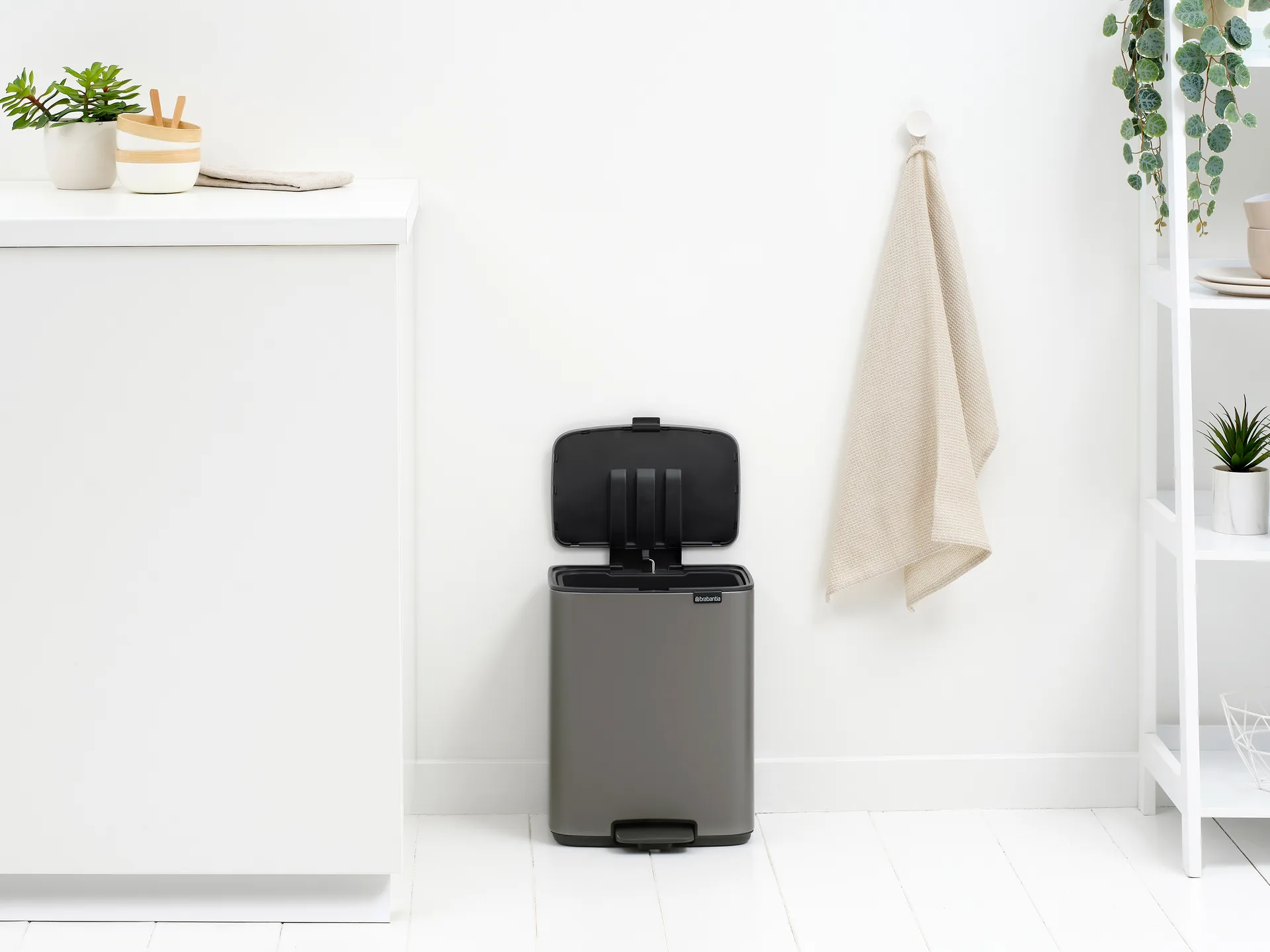 Pattumiera con pedale Bo 12 L, Platinum Brabantia