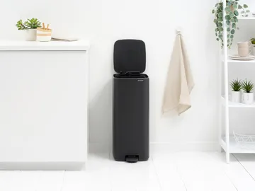 Pattumiera con pedale Bo 30 L - Mineral Infinite Grey - Brabantia