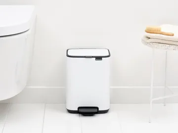 Pattumiera con pedale Bo 4 L - Bianco - Brabantia