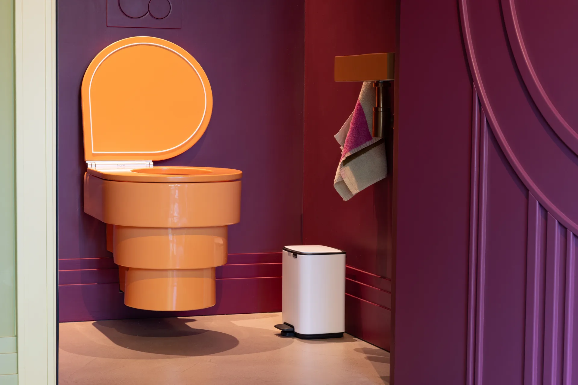 Pattumiera con pedale Bo 4 L, Bianco Brabantia