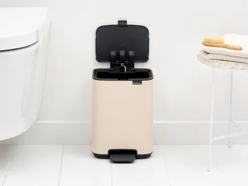 Pattumiera con pedale Bo 4 L - Soft Beige - Brabantia