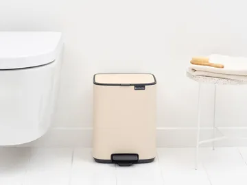 Pattumiera con pedale Bo 7 L - Soft Beige - Brabantia