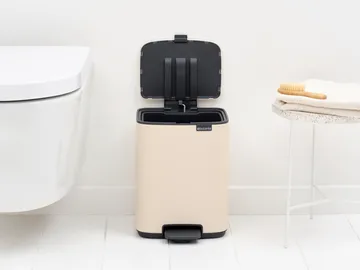 Pattumiera con pedale Bo 7 L - Soft Beige - Brabantia