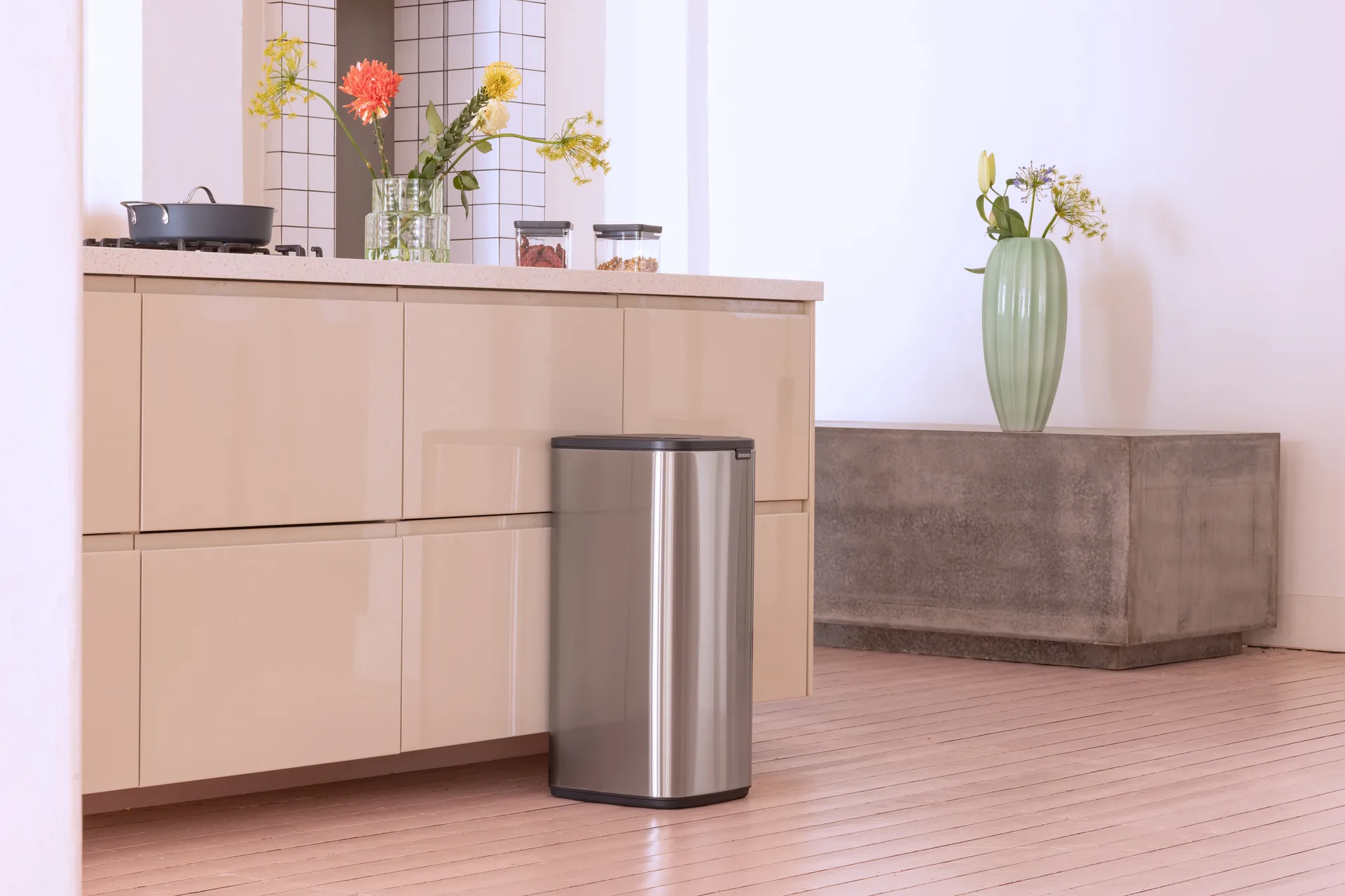 Pattumiera Touch Bo 30 L, Acciaio opaco anti-impronte Brabantia