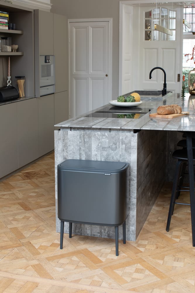 Pattumiera touch Bo 36 litri - Confident Grey - Brabantia