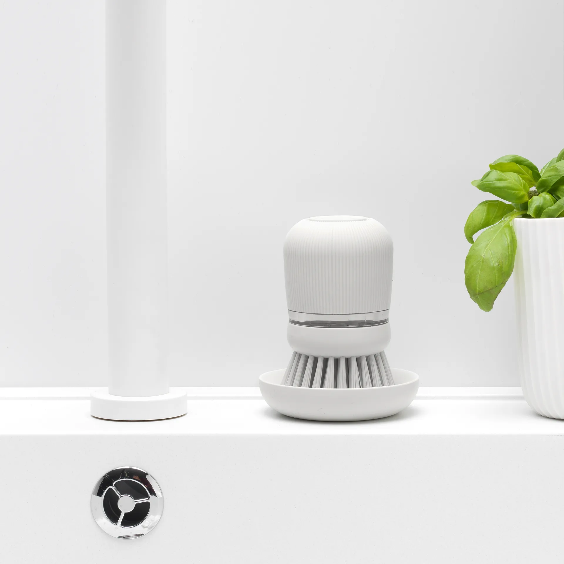 Portasapone per piatti con spazzola piatti Brabantia , grigio chiaro Brabantia