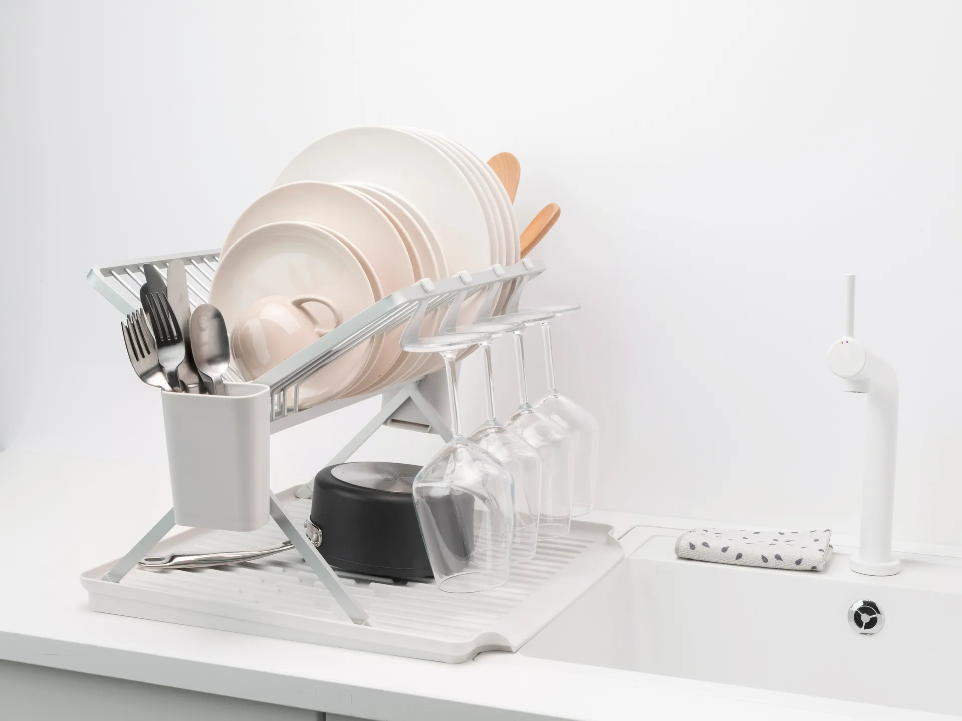 Scolapiatti pieghevole Sinkside 51 cm, Grigio chiaro Brabantia
